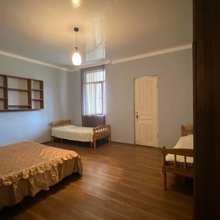 Natia Guest House Kobuleti Extérieur photo